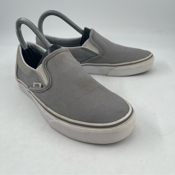 Van’s Unisex Adult Grey Slip-On Canvas Shoes - Size 7.5 Women’s | 6 Men’s - Picture 2 of 11